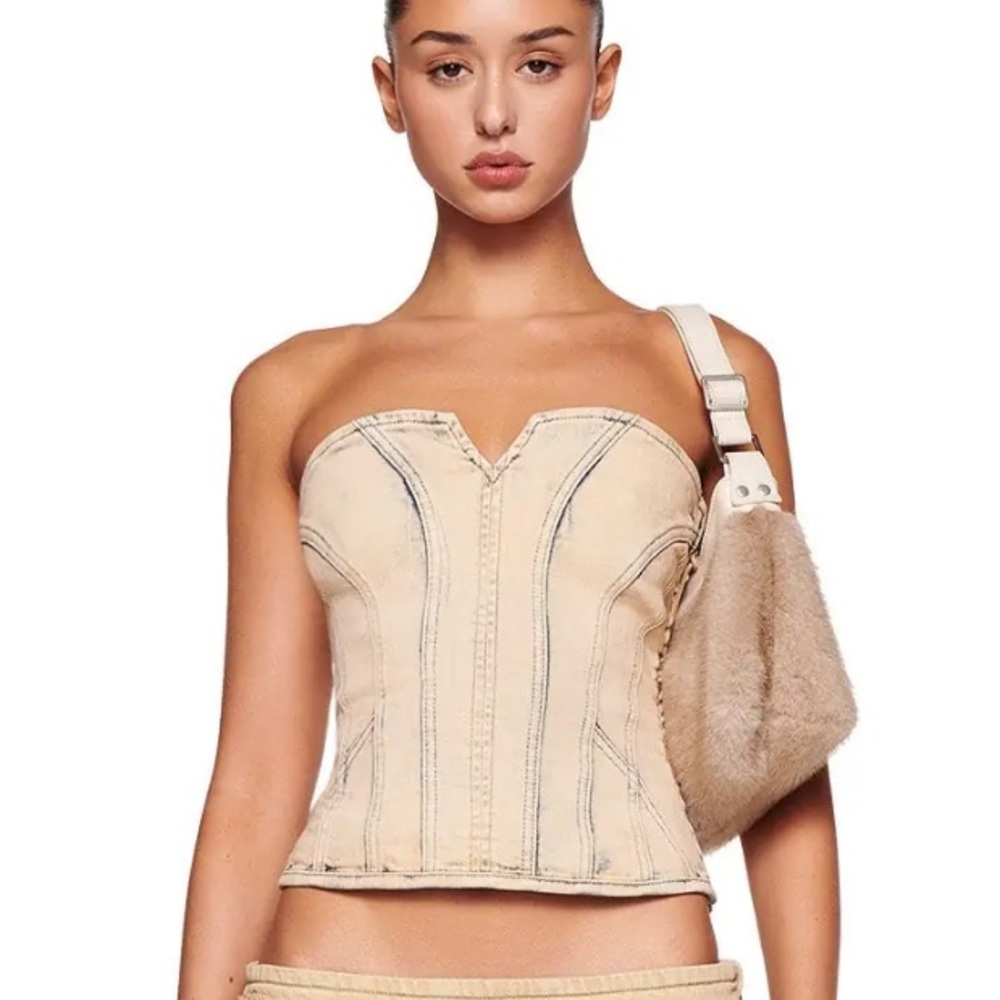 I.AM.GIA FARAH CORSET SOLD OUT ONLINE